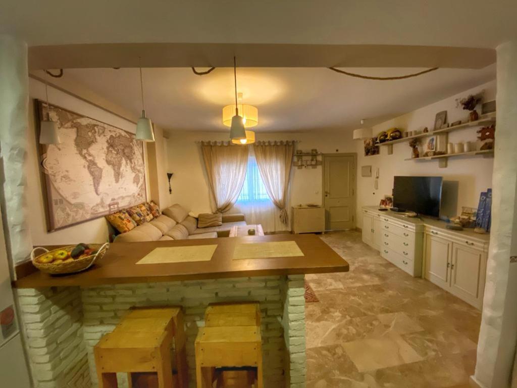 Apartamento La casa de Ale con parking gratuito! Camas Exterior foto